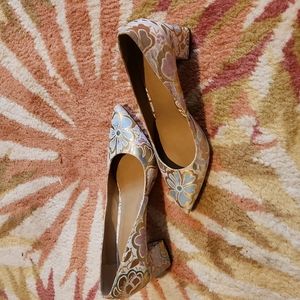 Satin floral pumps